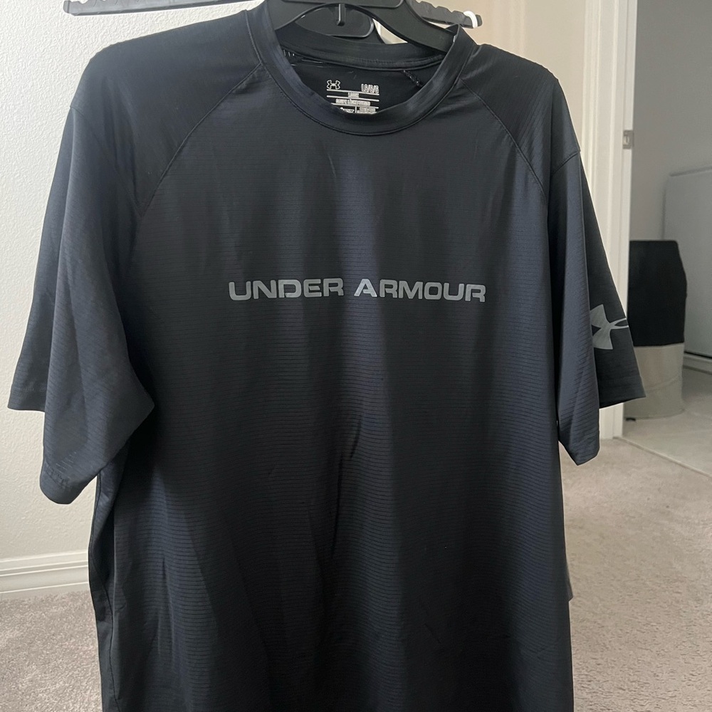 LG Black Short Sleeve Tee